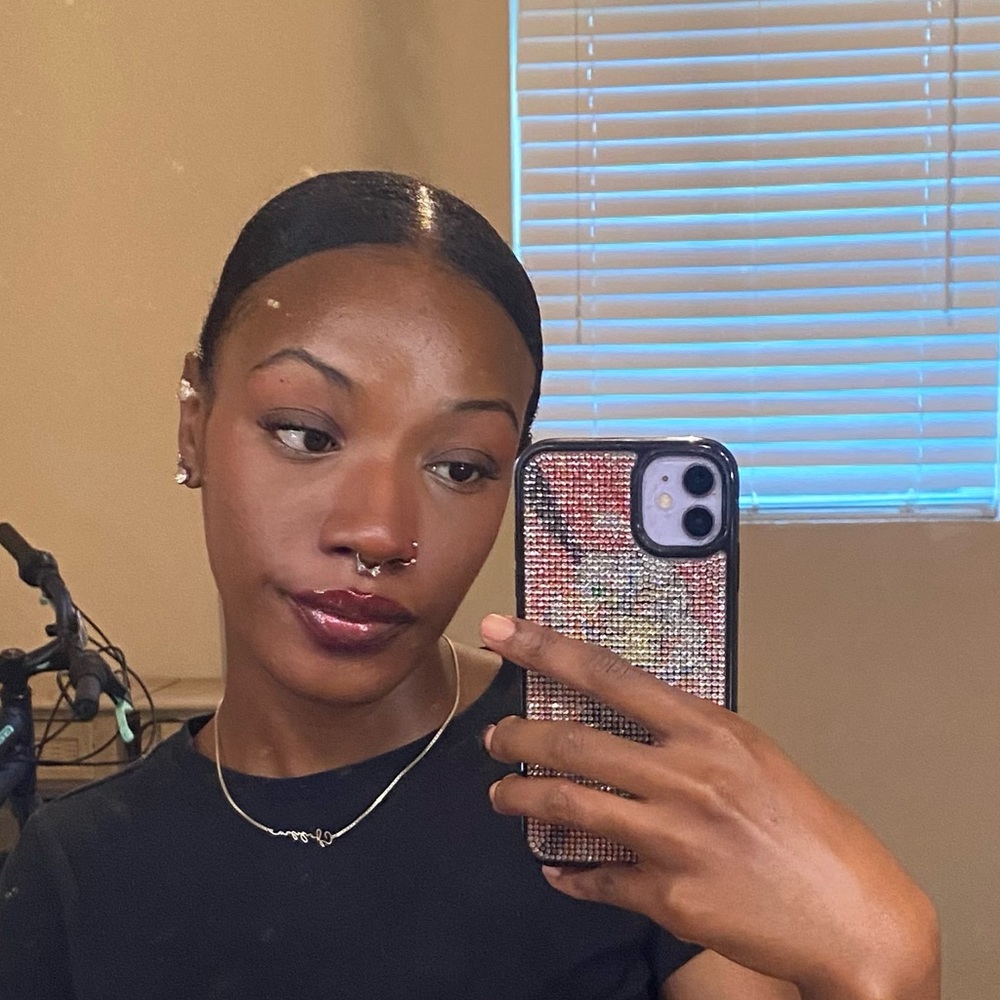Heyyy, im Shay
